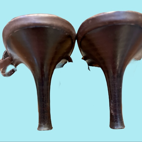 HYPE 2 1/2” heel mule brown leather with tassle size 7.5 - Picture 7 of 7